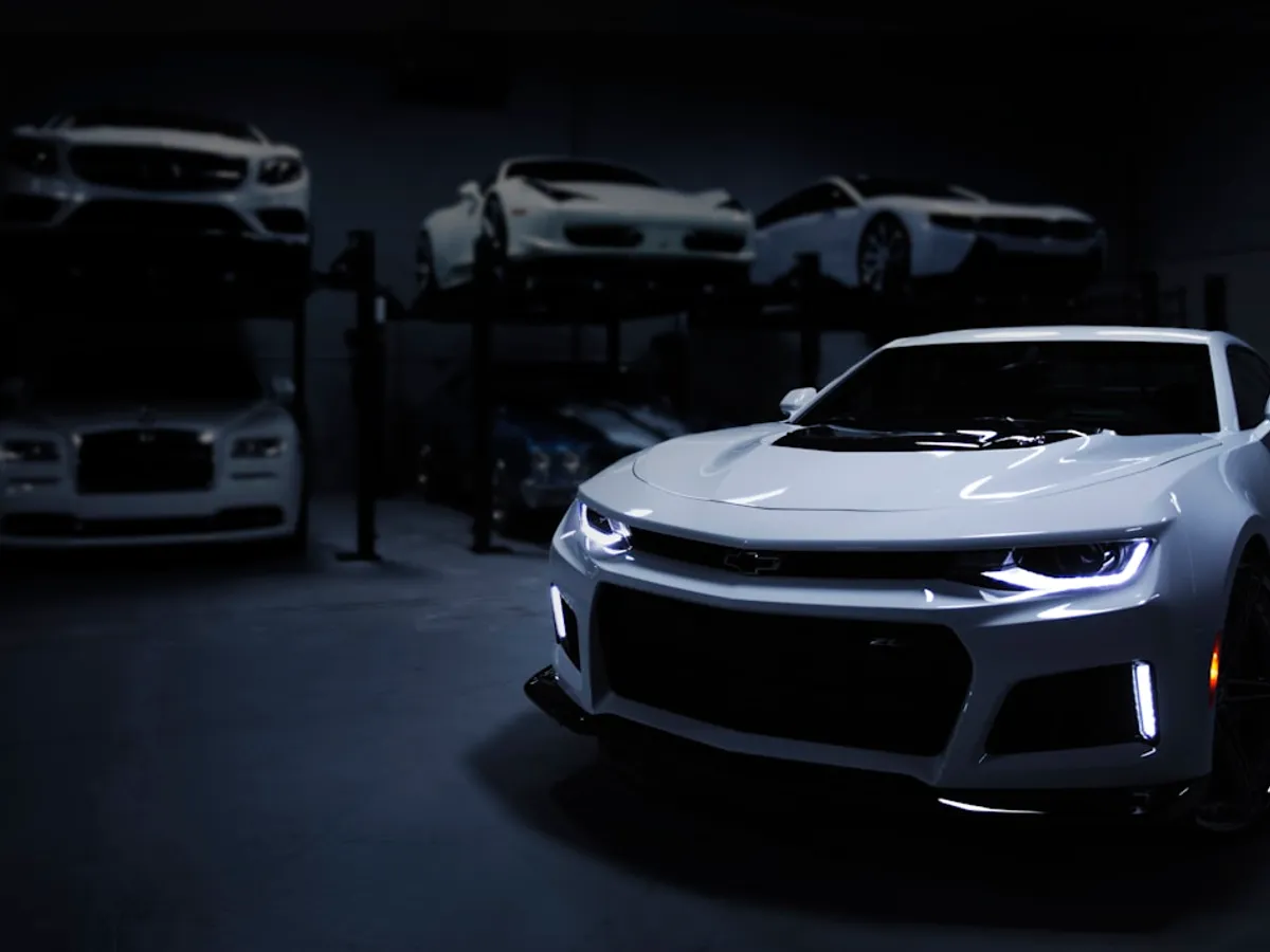Vélor Motors : détail de l’univers visuel